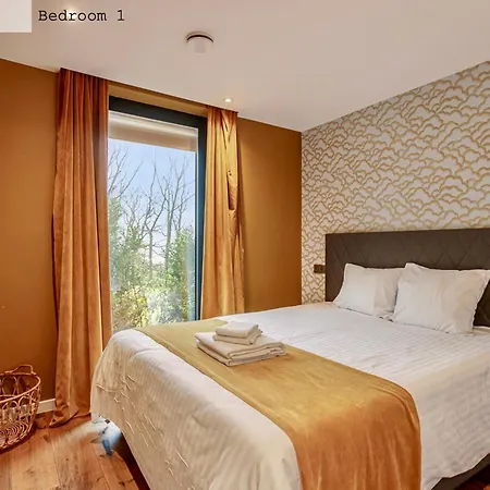 Residence De 4 Appartements Luxueux - 2 Ch X 4 - 